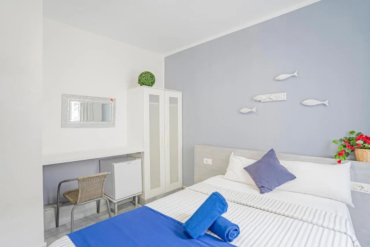 Hostel Neon Tenerife Guaza 0*,  Spanyolország