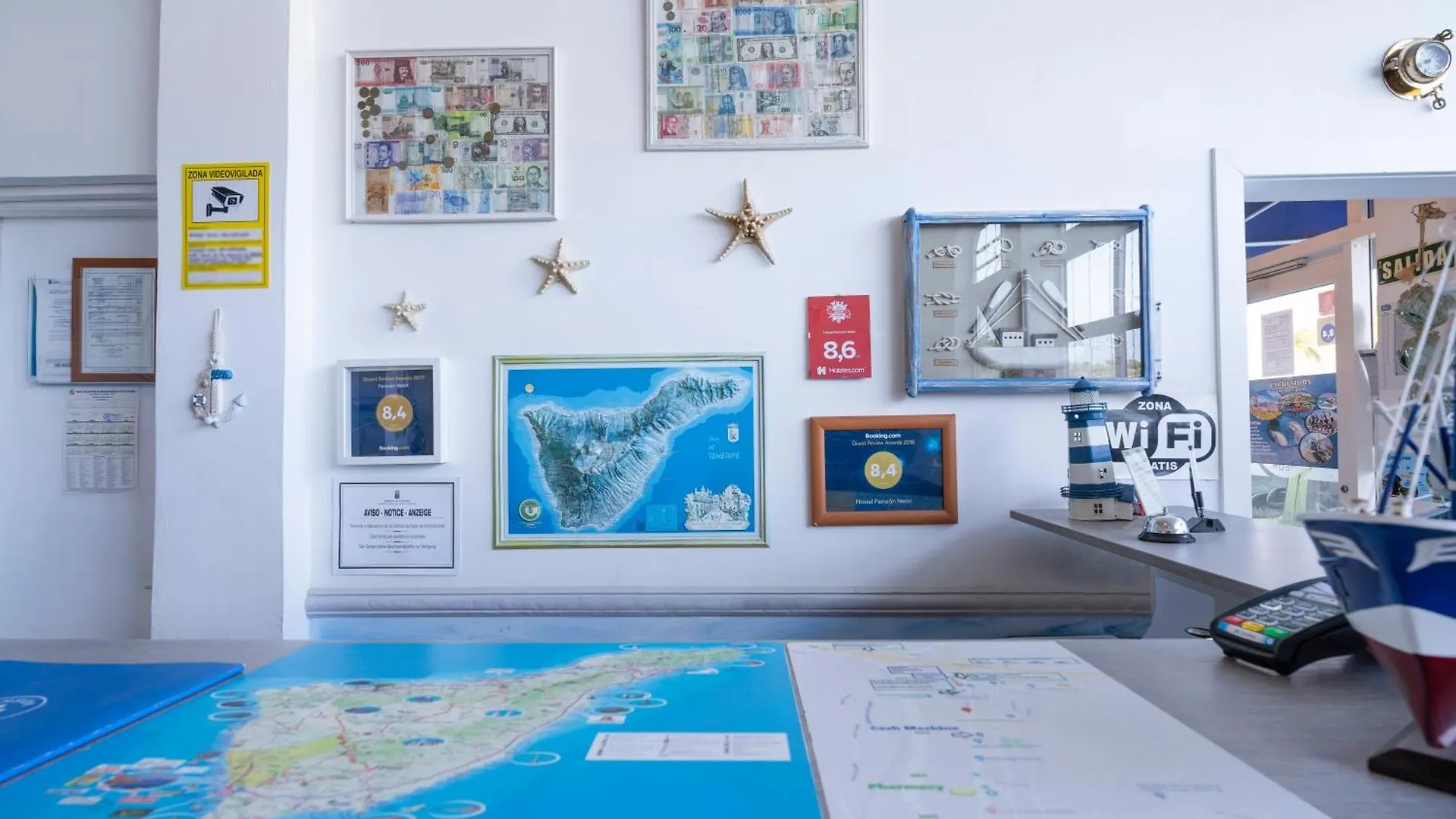 Pensjonat Hostel Neon Tenerife Guaza