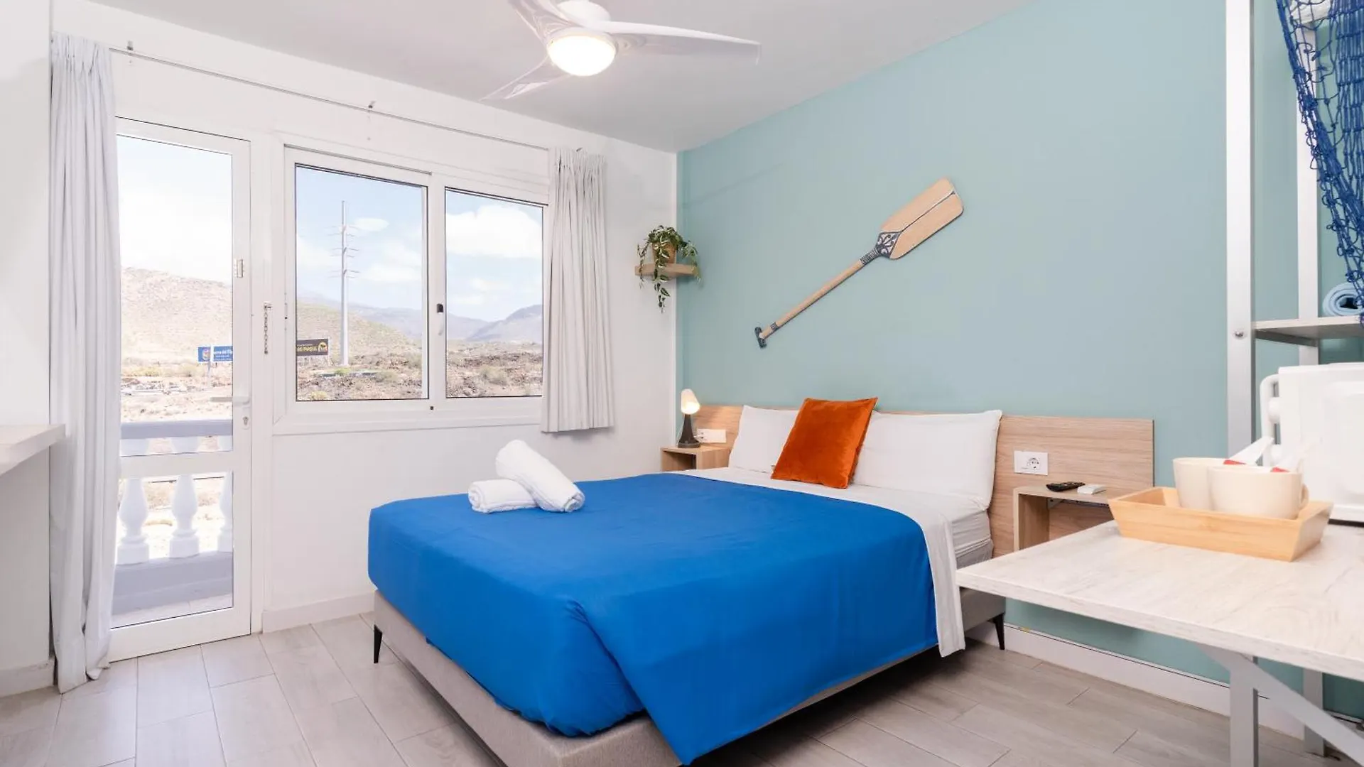 Hostel Neon Tenerife Guaza 0*,  Hiszpania